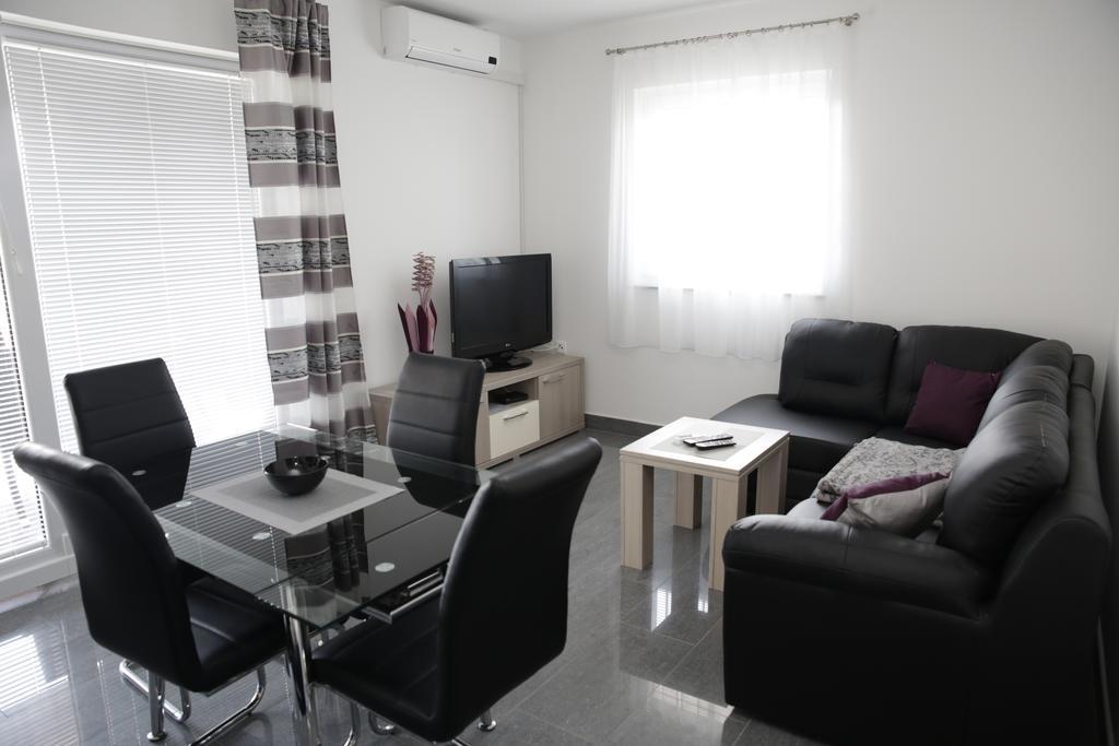 Apartments Resman Vodice Szoba fotó